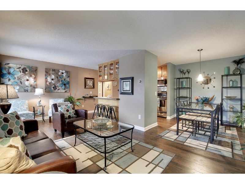 4110 Rahn Rd #A221, Eagan, MN 55122