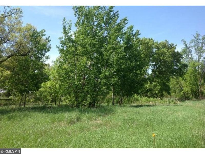 9510 430th St, Harris, MN 55032