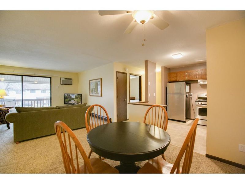 3916 Foss Rd #207, Saint Anthony, MN 55421