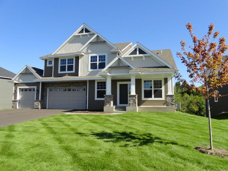 2600 White Pine Way, Stillwater, MN 55082