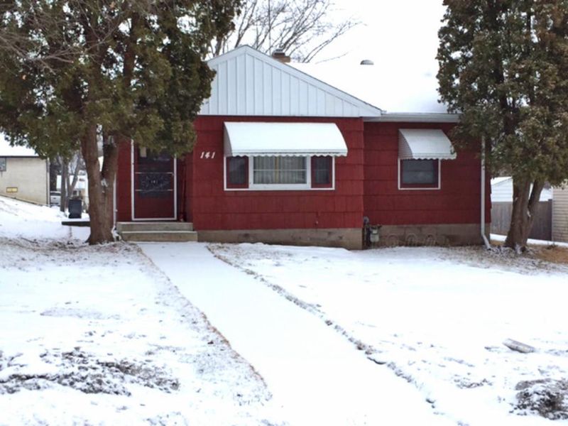141 18th Ave S, South Saint Paul, MN 55075