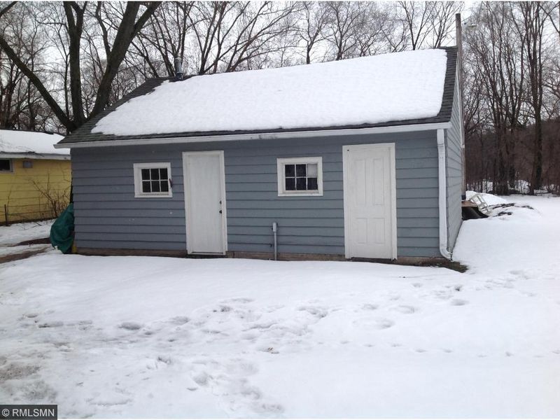 320 9th Ave, Eau Claire, WI 54703