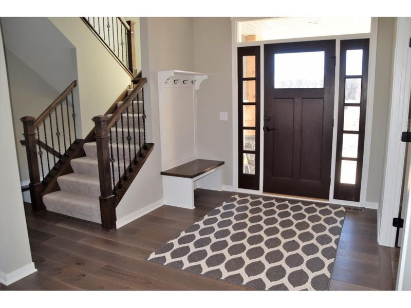 949 Pheasant Rn S, Lino Lakes, MN 55014