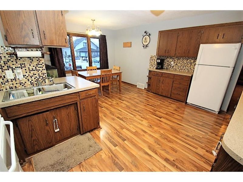 330 4th St, Albany, MN 56307