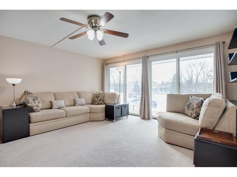 122 Demont Ave E #175, Little Canada, MN 55117