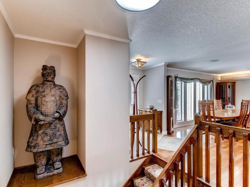 9221 Chesshire Ln N, Maple Grove, MN 55369