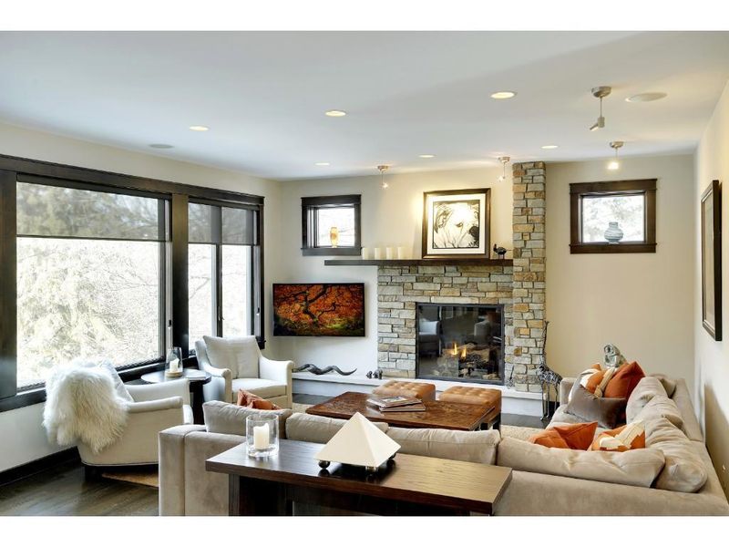 10582 Parker Dr, Eden Prairie, MN 55347