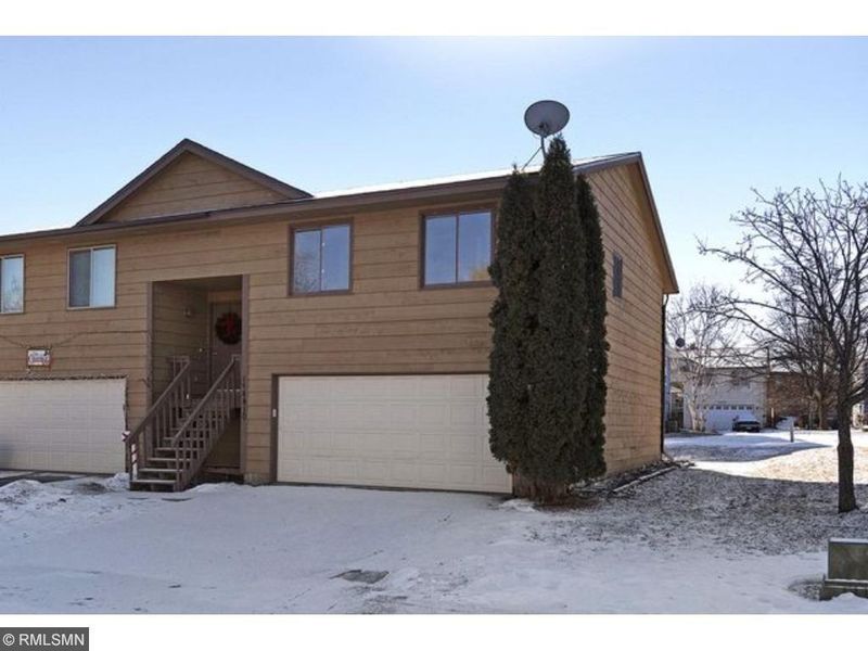4410 Cinnamon Ridge Cir, Eagan, MN 55122