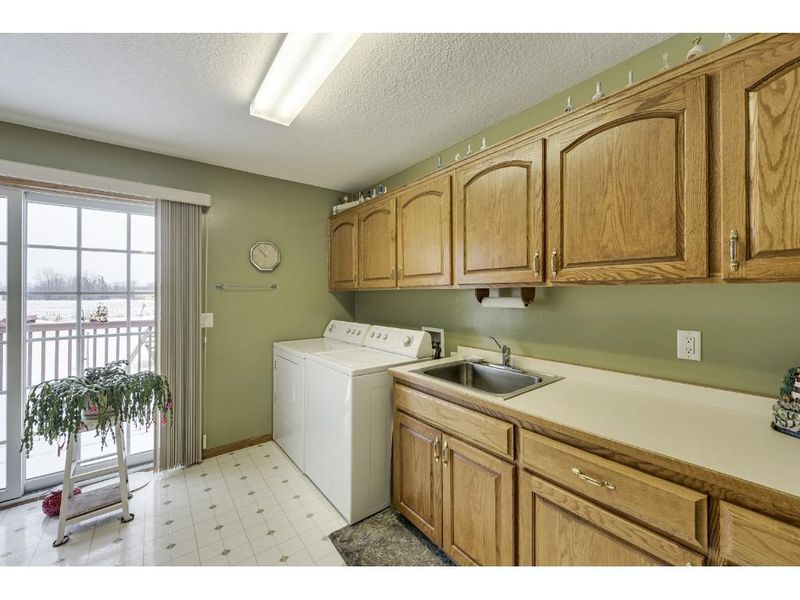14780 360th St, Lindstrom, MN 55045