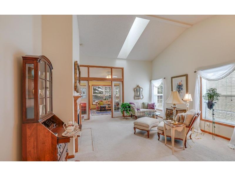 7880 Prairie Creek Ct NE, Otsego, MN 55330