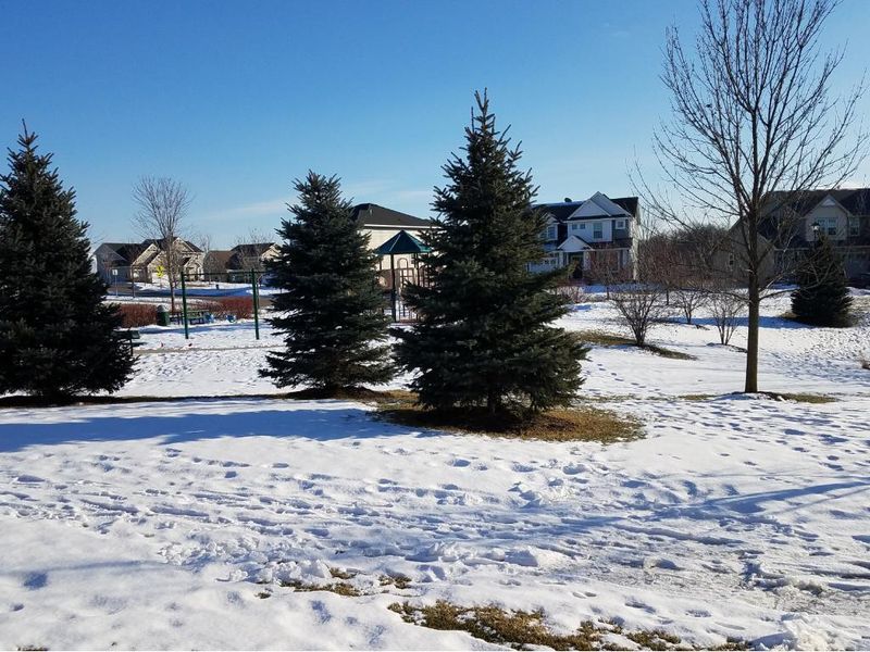 3399 Maureen Ln, Stillwater, MN 55082