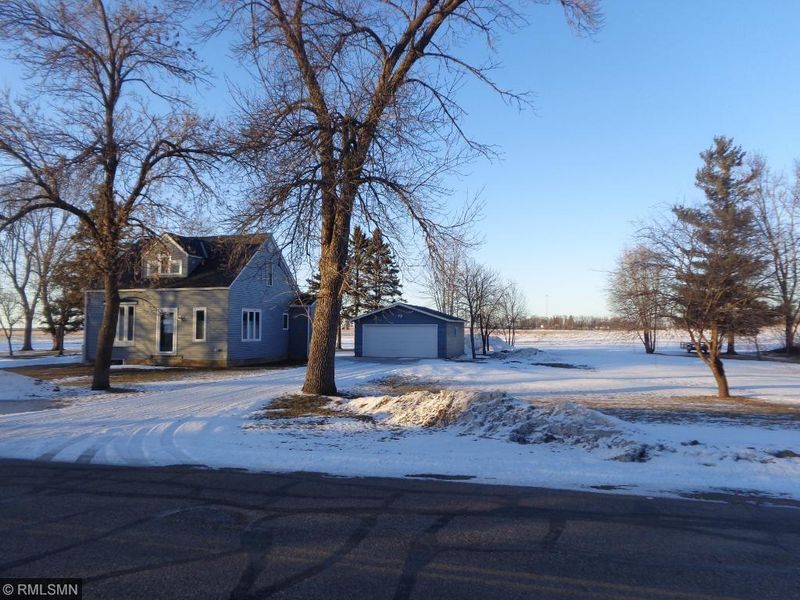 121 4th Ave NW, Pierz, MN 56364