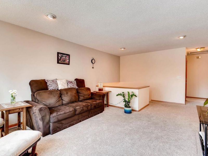 8134 Jackson Dr, Mounds View, MN 55112