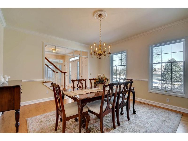 10921 Purdey Rd, Eden Prairie, MN 55347