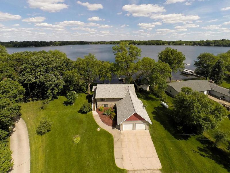 10560 Arnold Cir NW, Monticello, MN 55362