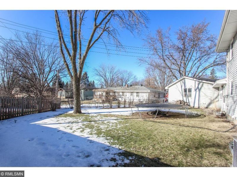 3375 Emerald Dr, White Bear Lake, MN 55110
