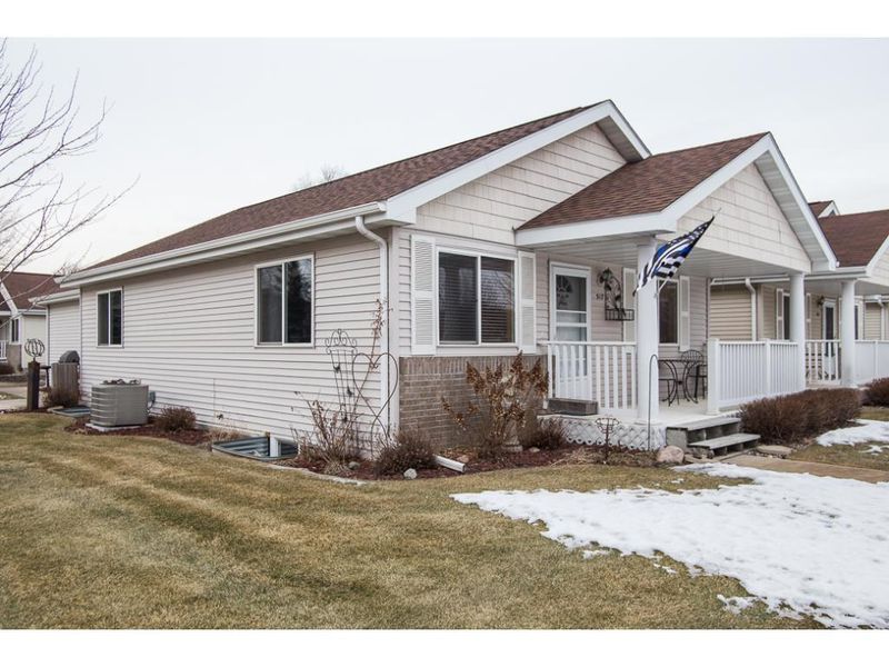 517 Minnesota St, Monticello, MN 55362