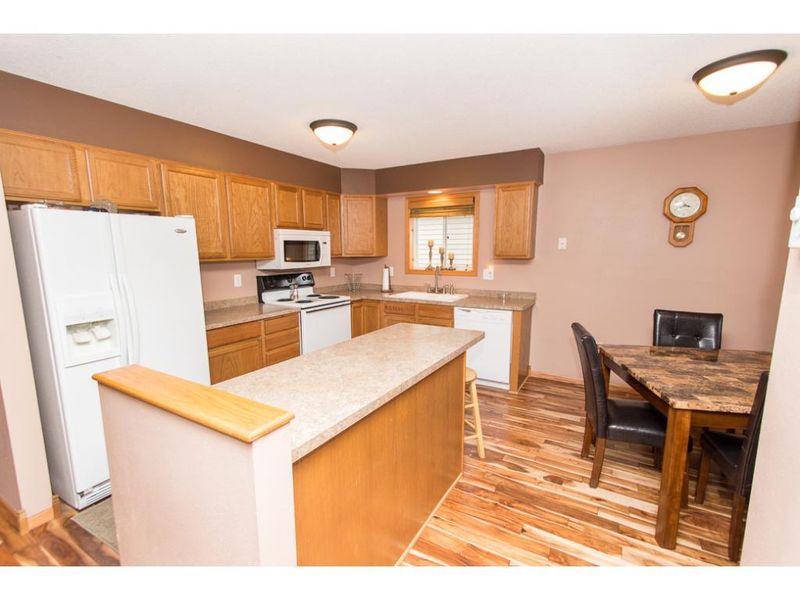 517 Minnesota St, Monticello, MN 55362