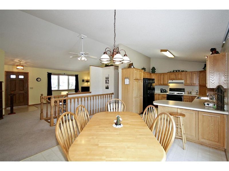 841 Cj Moe Blvd, Dassel, MN 55325