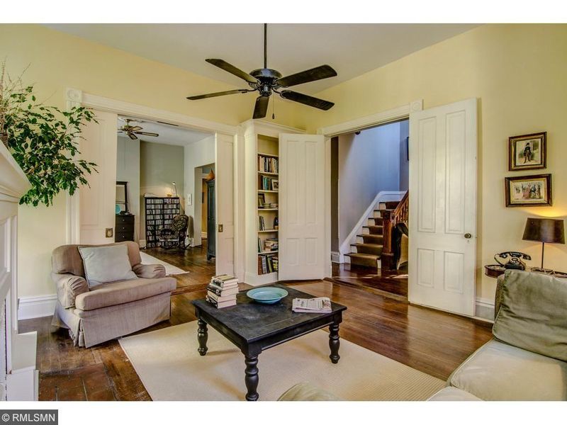 491 Ashland Ave, Saint Paul, MN 55102