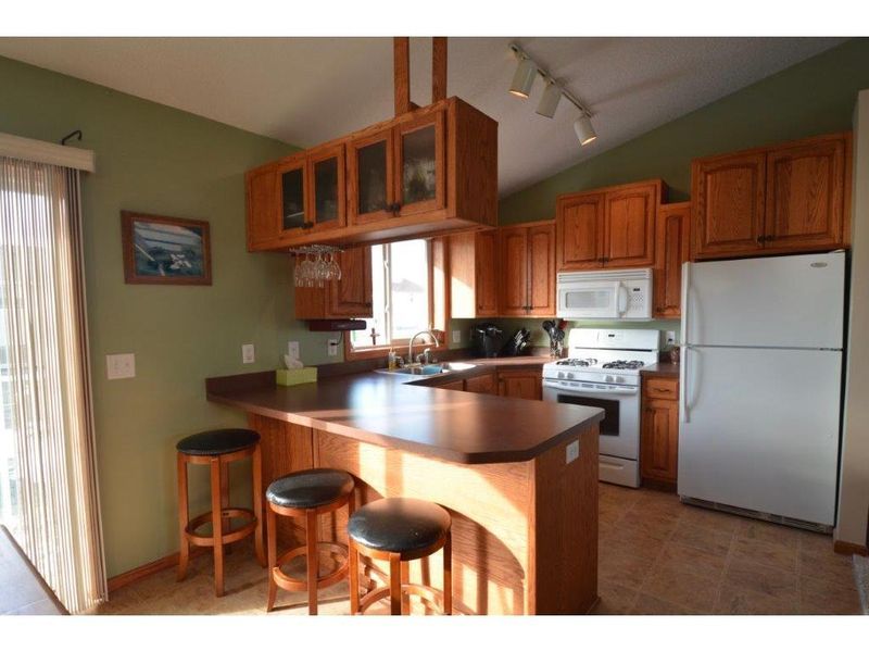 7493 Lander Ave NE, Albertville, MN 55301
