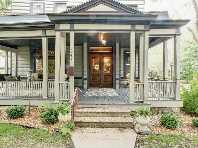643 Cherokee Ave, Saint Paul, MN 55107
