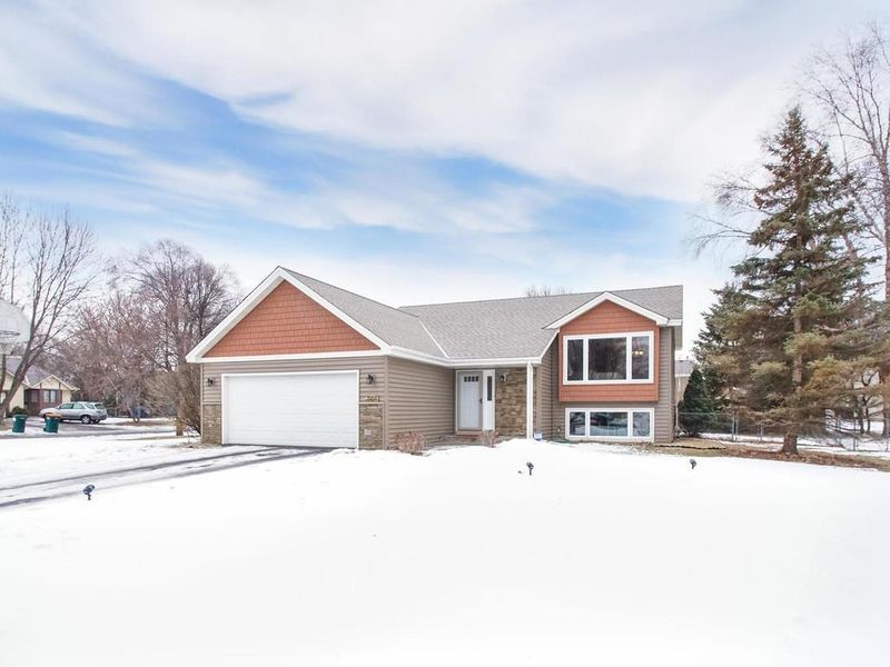 3964 86th Ln NE, Blaine, MN 55014