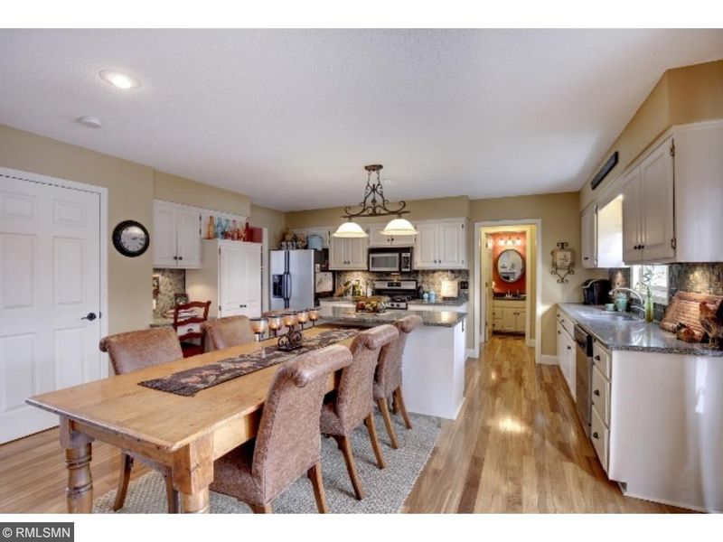 2442 Lost Lake Rd, Mound, MN 55364