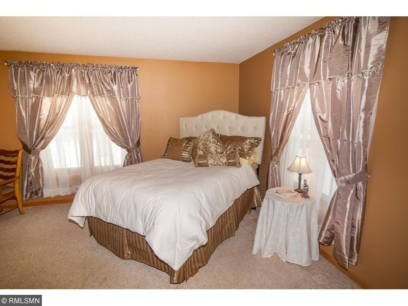 13883 Kelly Dr, Baxter, MN 56425