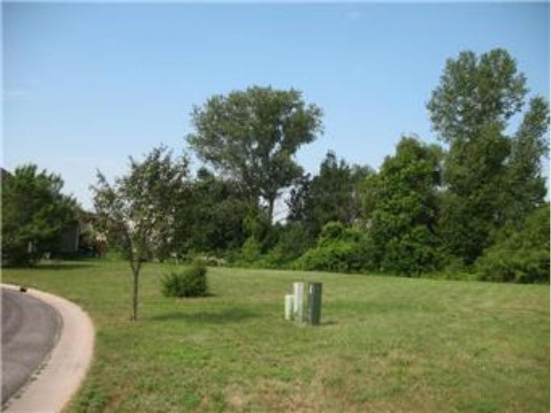 18158 Concord Cir NW, Elk River, MN 55330