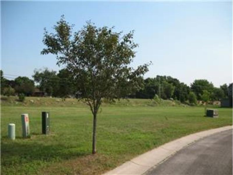 18158 Concord Cir NW, Elk River, MN 55330
