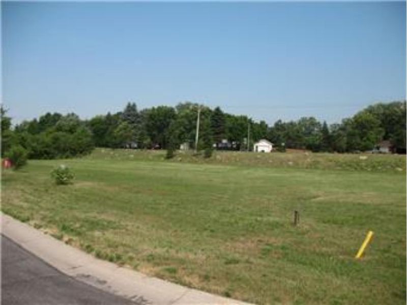 18158 Concord Cir NW, Elk River, MN 55330