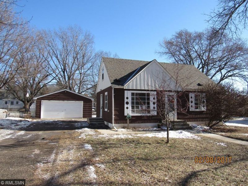 3814 Zane Ave N, Crystal, MN 55422