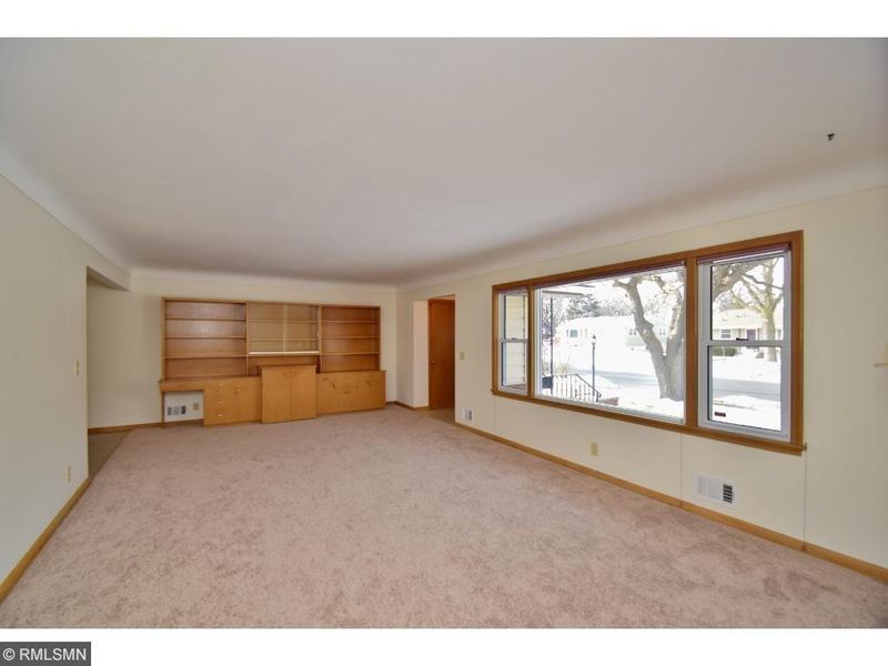 6181 Trinity Dr NE, Fridley, MN 55432