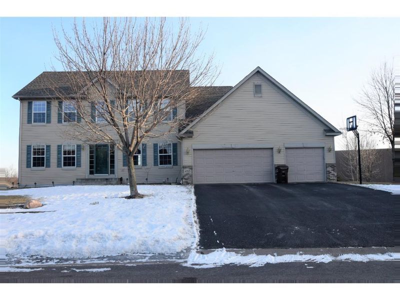 4323 Mason Ln NE, Saint Michael, MN 55376
