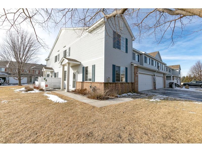 11271 Isanti Ct NE, Blaine, MN 55449