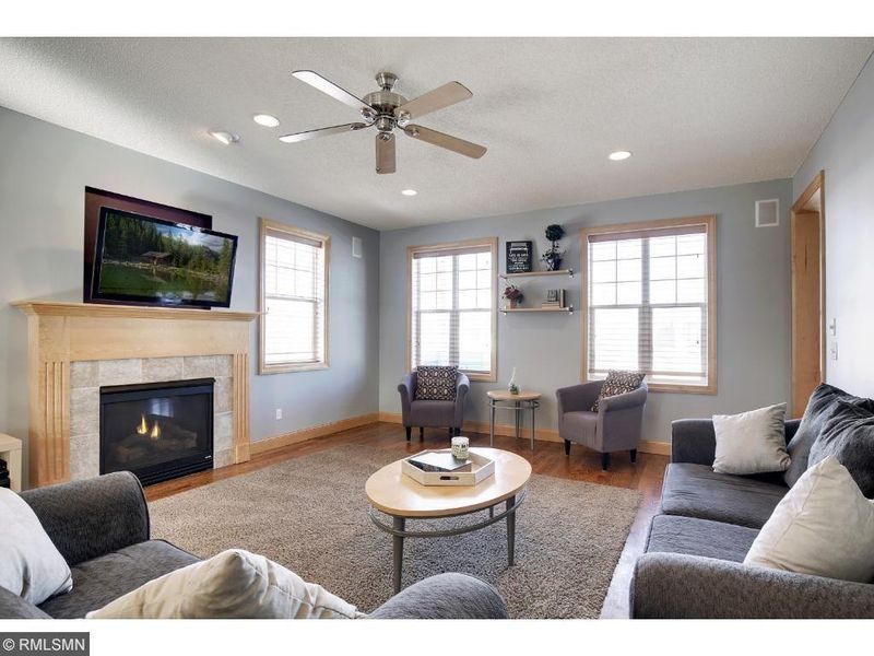 1626 Summit Hill, Eagan, MN 55122