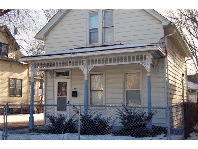 908 Fremont Ave, Saint Paul, MN 55106