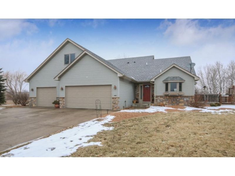 12890 Foxhill Ave N, Hugo, MN 55038