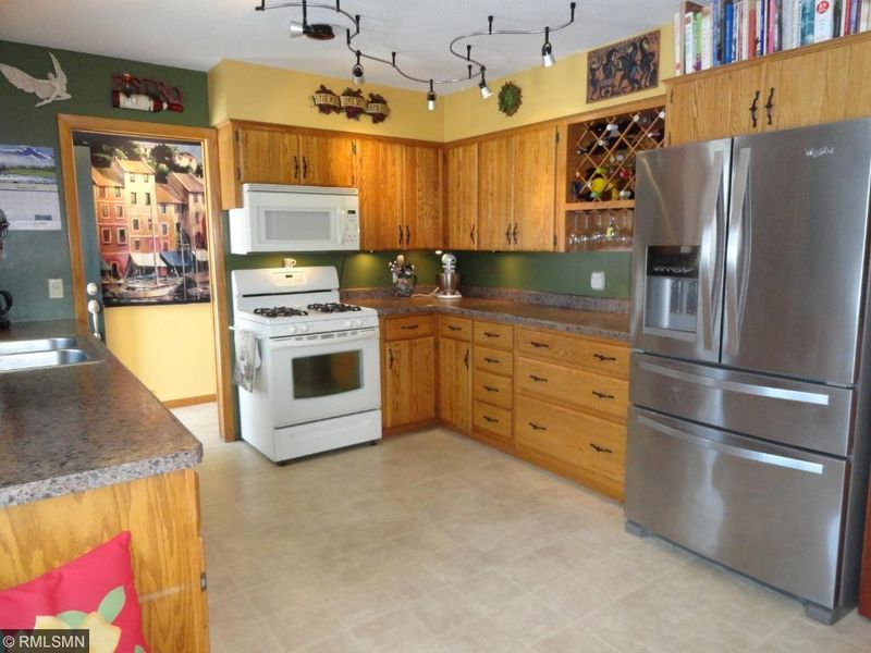 17042 Riverwood Dr, Little Falls, MN 56345