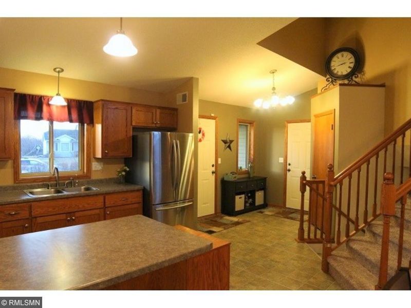 3096 Olympus Dr NE, Sauk Rapids, MN 56379