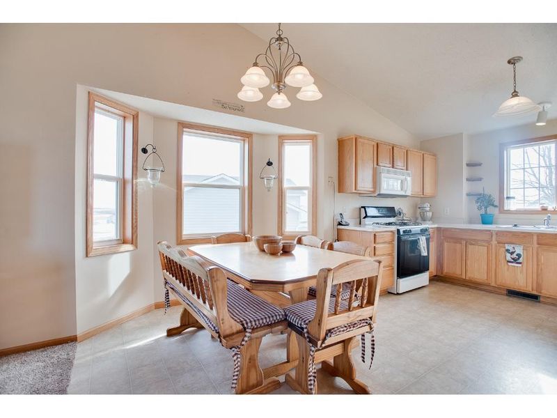 145 6th St, Green Isle, MN 55338