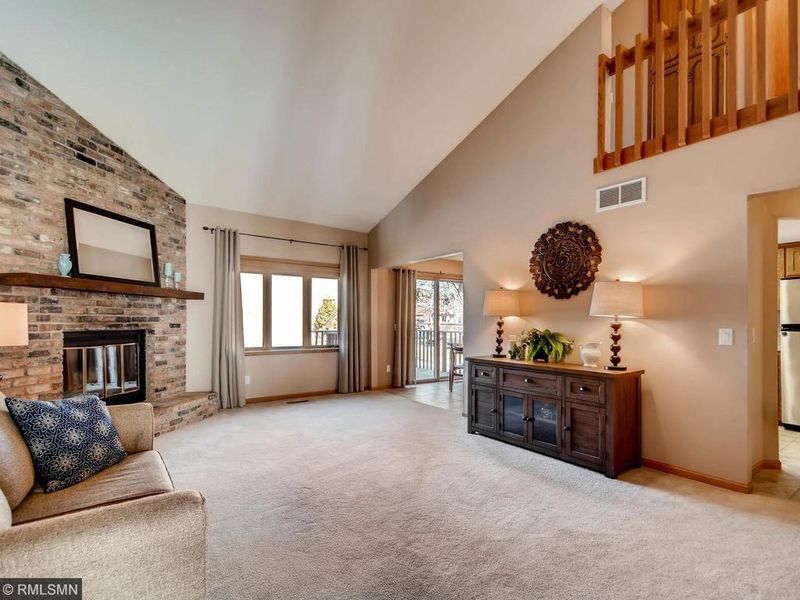 5429 Upper 147th Street W, Apple Valley, MN 55124