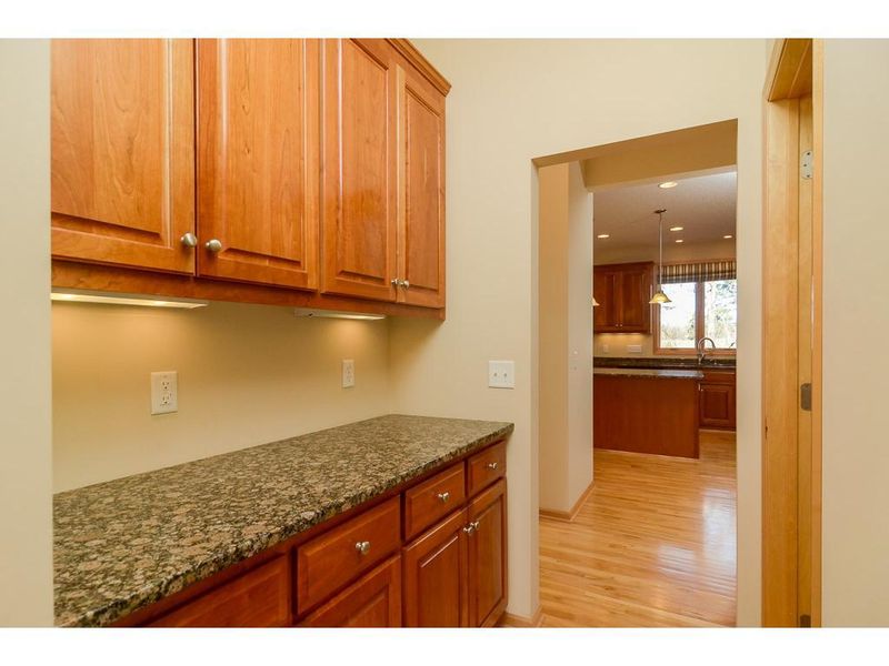 10168 Florida Cir N, Brooklyn Park, MN 55445