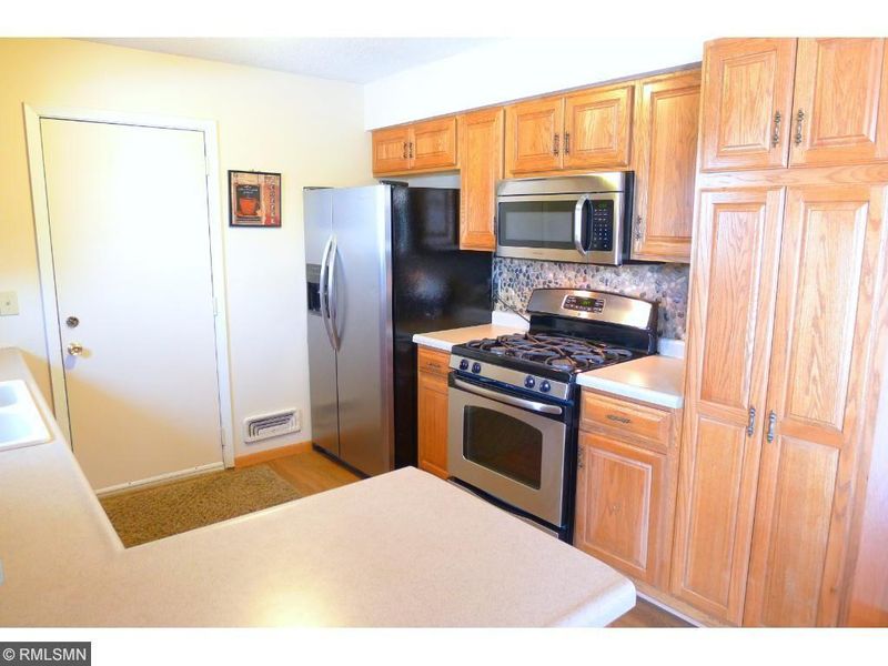 31 Maryknoll Dr, Stillwater, MN 55082