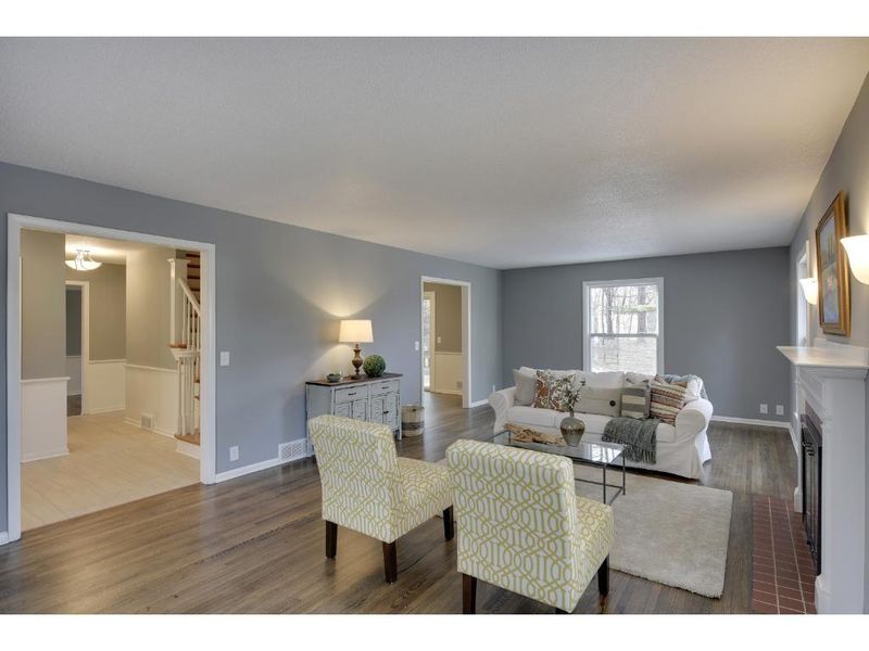 3009 Walnut Grove Ln N, Plymouth, MN 55447