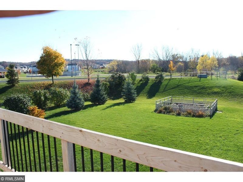 1643 Fox Rn, Shakopee, MN 55379
