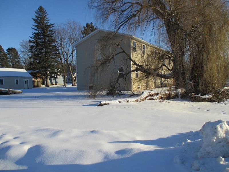 321 W State St, Dresser, WI 54009