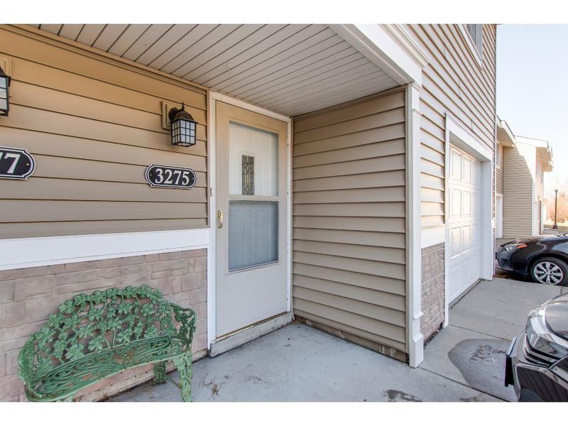 3275 Valley Ridge Dr #35, Eagan, MN 55121