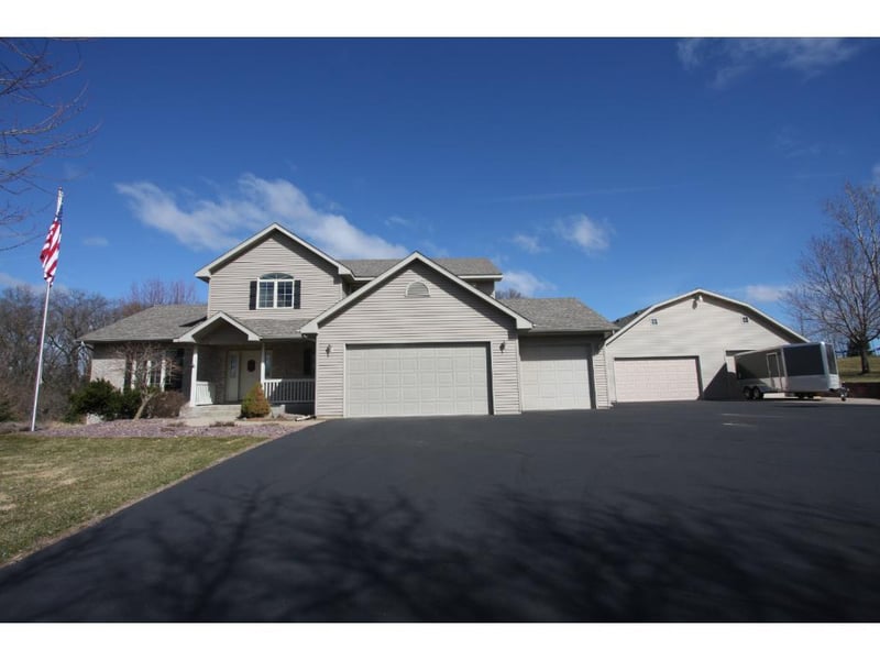 E4660 Interlachen Blvd, Eleva, WI 54738
